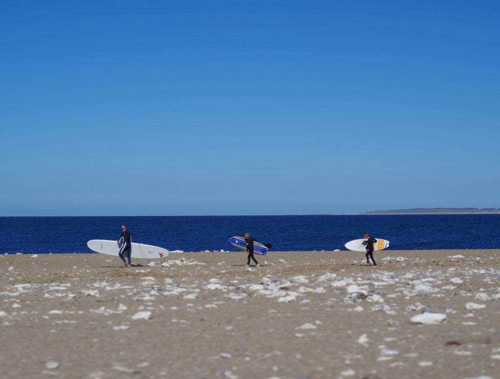 Klitmøller Dänemark Strand mit Surfern