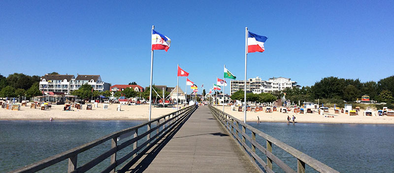 Seebrücke Großenbrode Blick auf Südstrand