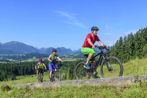 Ratouren mit E-bike in den Bergen